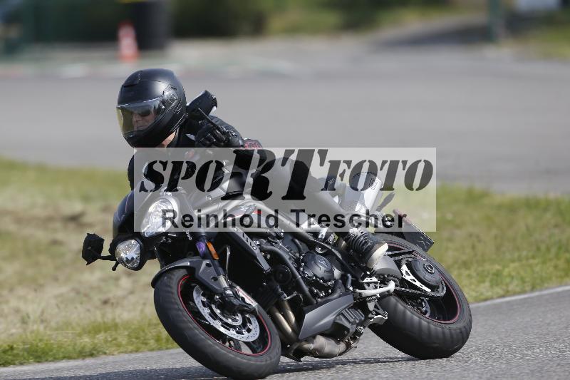 /Archiv-2024/17 01.05.2024 Speer Racing ADR/Schnuppertraining